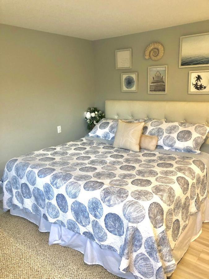 Lakeside Beach Retreat Kelowna Extérieur photo
